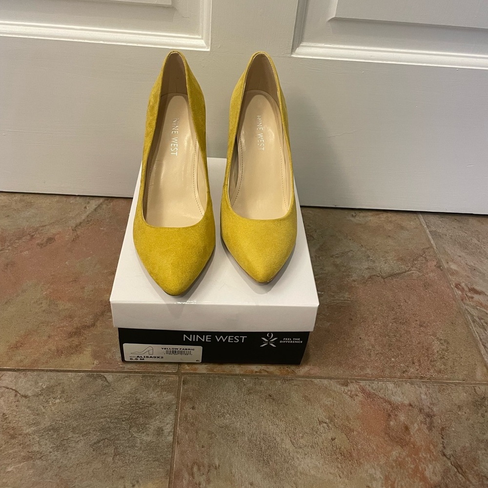 Nine West Bright Yellow Heels